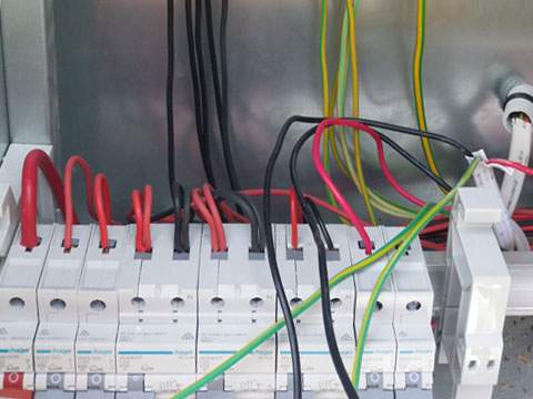 BFR Electrical | 13 Centre Rd, Russell Island QLD 4184, Australia | Phone: 0413 618 063