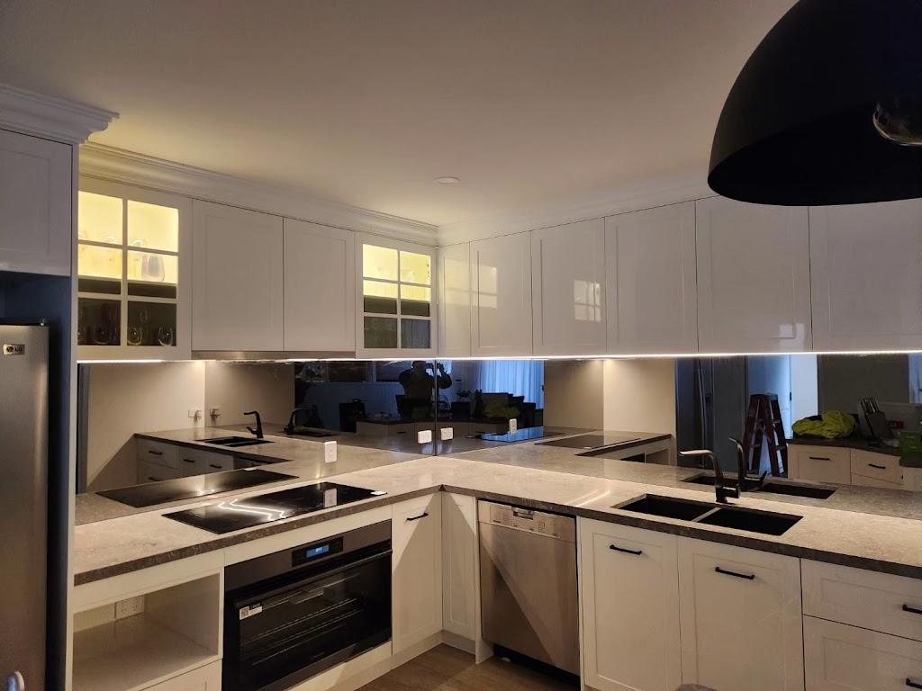 Marrick Electrical Services | 43 Hibertia Ave, Elanora QLD 4221, Australia | Phone: 0423 411 169