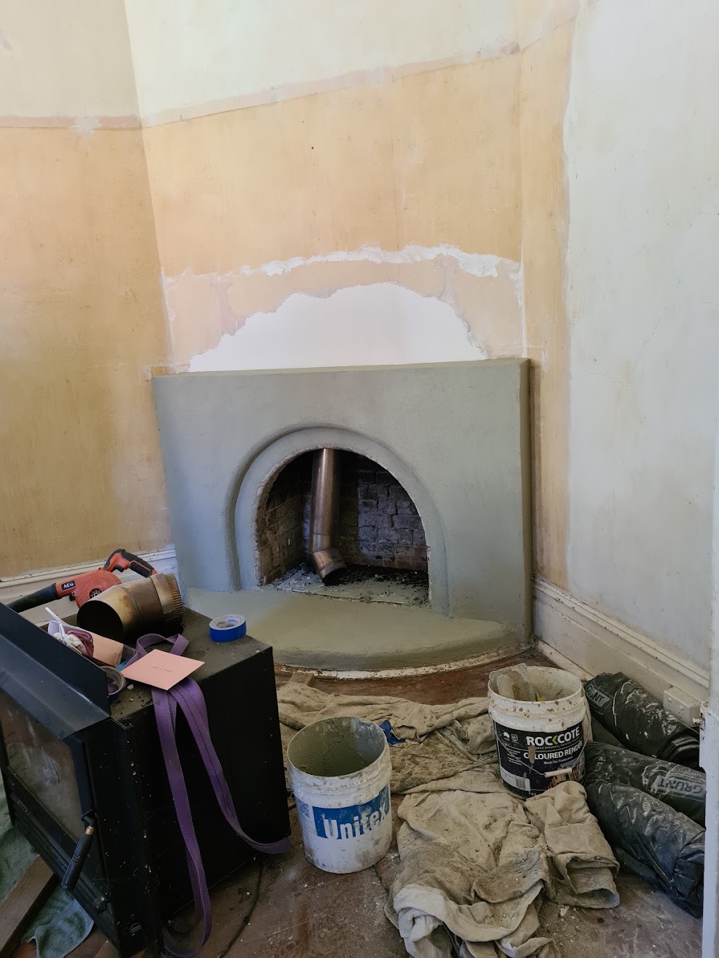 Wall 2 Wall Solid Plastering | Golf Club Dr, Howlong NSW 2643, Australia | Phone: 0411 049 923