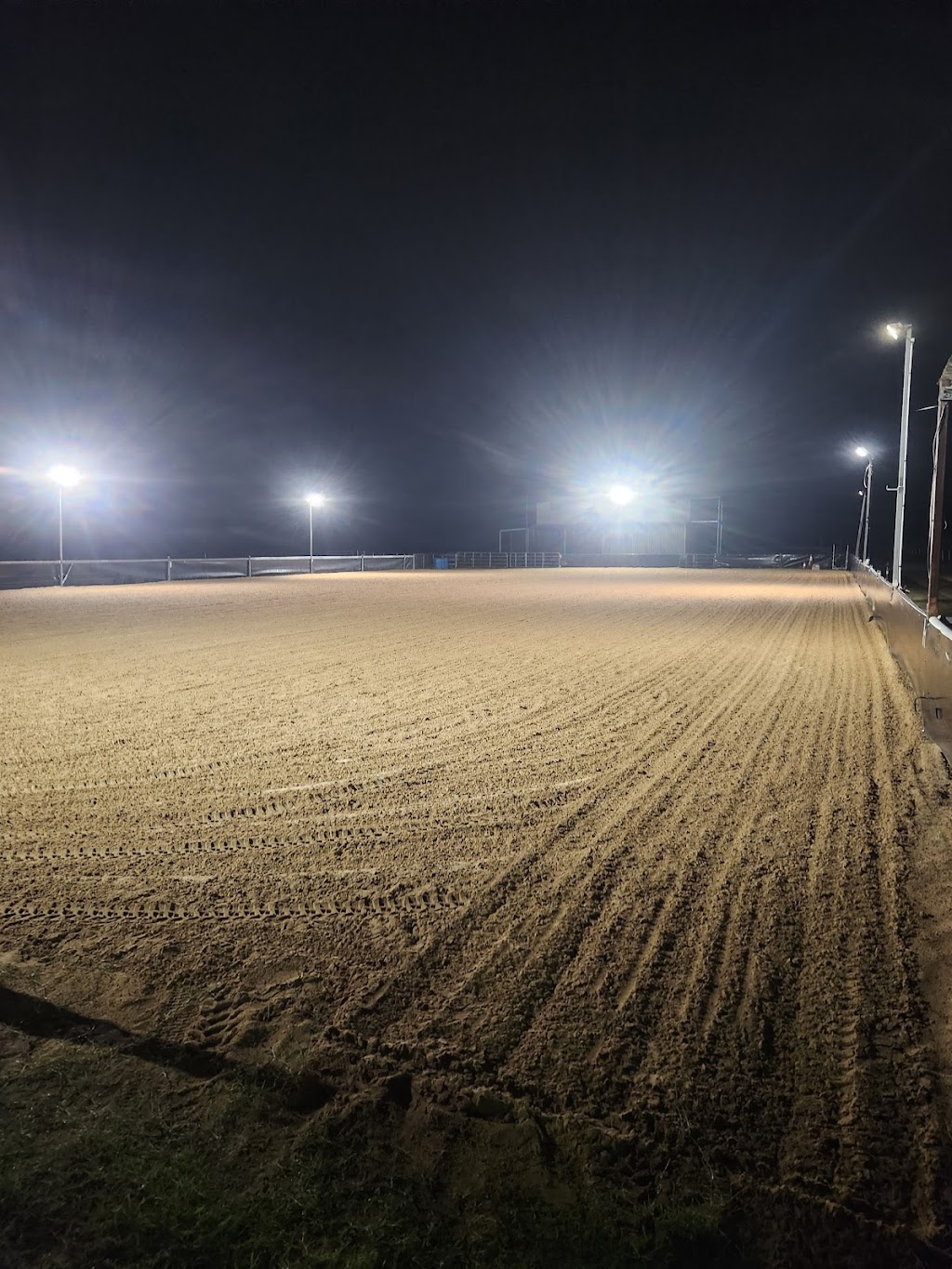 Malouba Equine | 163 Abbotts Rd, Palmyra QLD 4751, Australia | Phone: 0438 751 902