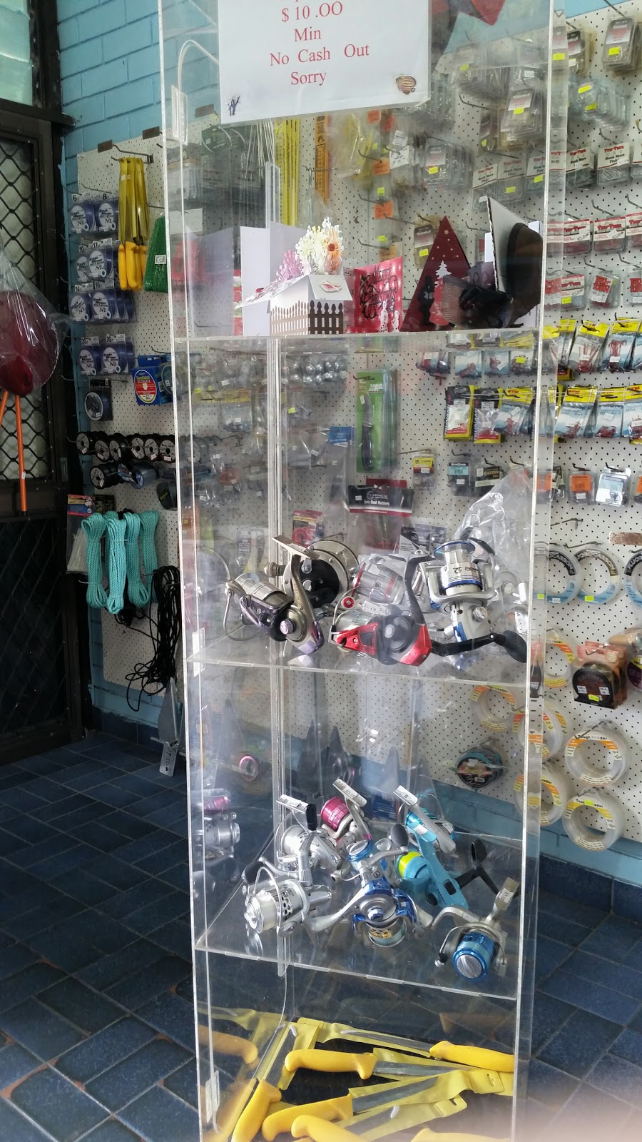 Tackle Inn | store | u3/11 Marine Parade, Bellara QLD 4507, Australia | 0734087997 OR +61 7 3408 7997