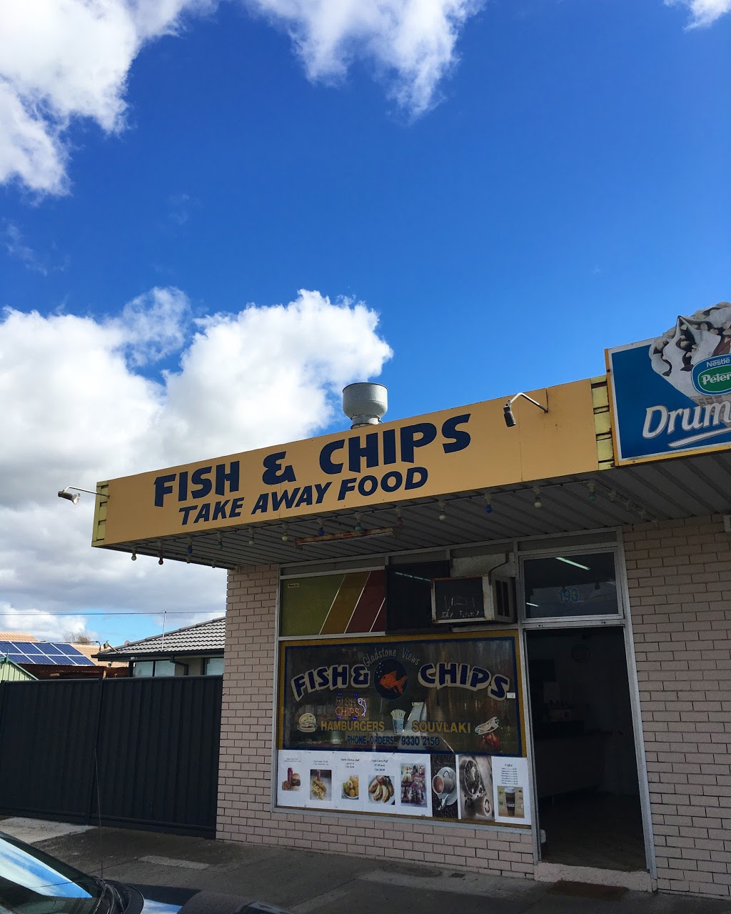 Gladstone Views Fish & Chips | restaurant | 193A Carrick Dr, Tullamarine VIC 3043, Australia | 0393302150 OR +61 3 9330 2150