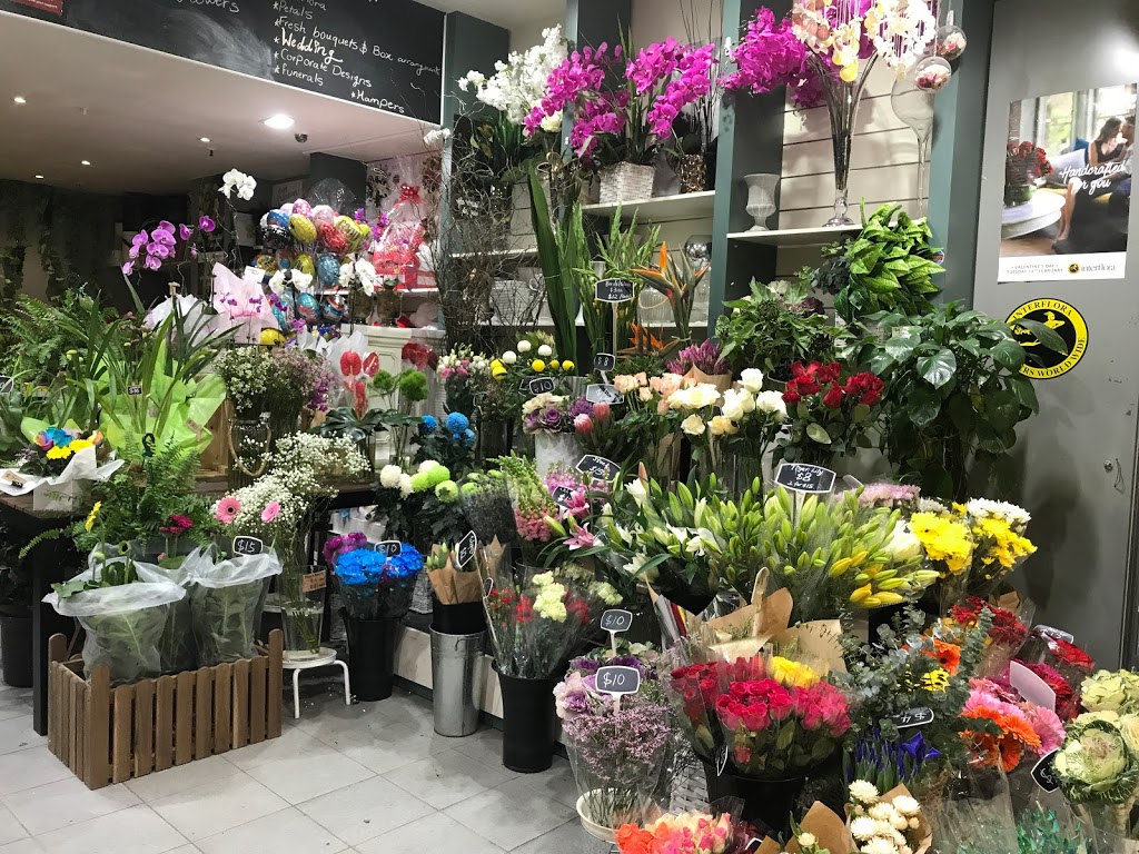 Roselands Florist | AU New South Wales Roselands Roselands Drive Shop G014 Roselands Shopping Centre, Roselands NSW 2196, Australia | Phone: (02) 9759 5088