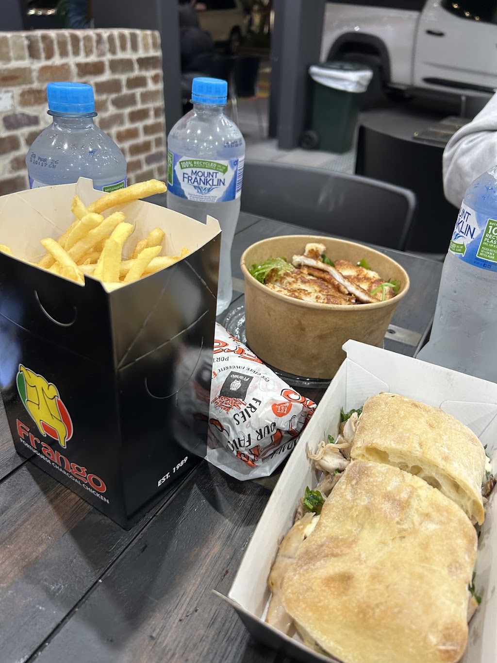 Frango Fairfield East | 746 Woodville Rd, Fairfield East NSW 2165, Australia | Phone: (02) 9727 9216