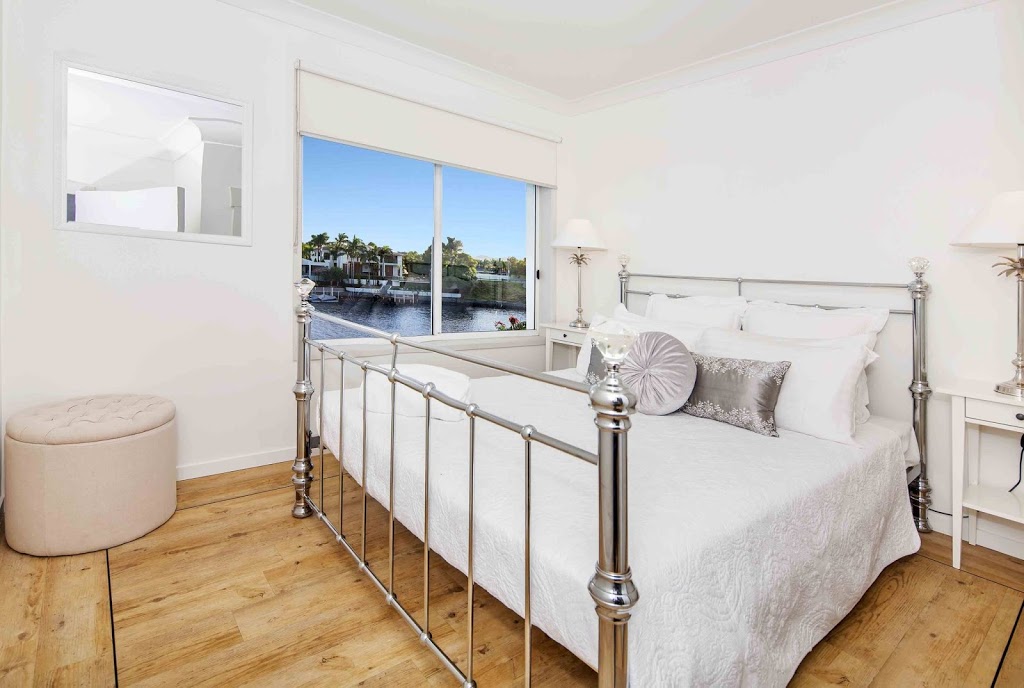 Bella Volante | 5 Volante Cres, Mermaid Waters QLD 4218, Australia | Phone: (07) 5641 0108