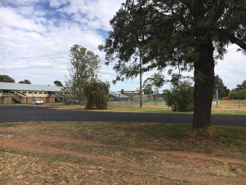 Narromine tennis courts | Narromine NSW 2821, Australia | Phone: 0492 197 837