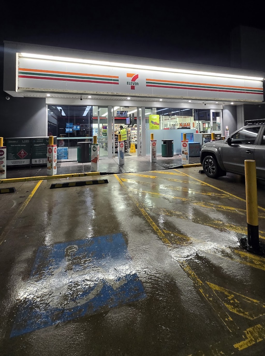7-Eleven | 17-25 Maroondah Hwy, Healesville VIC 3777, Australia | Phone: 0458 873 542