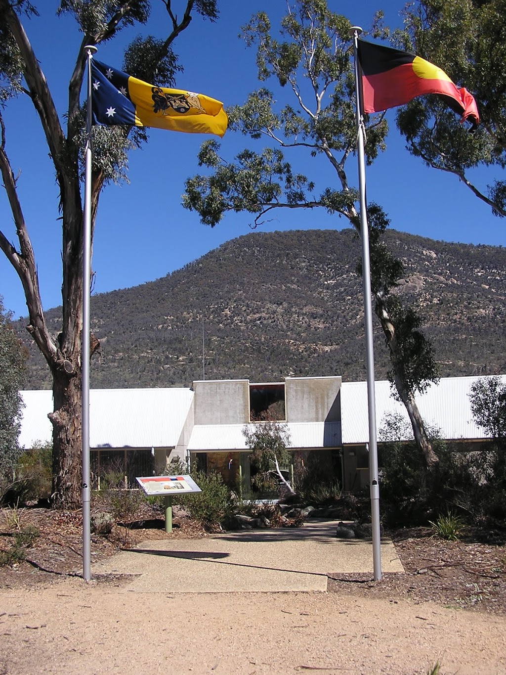 Namadgi National Park Visitor Centre | travel agency | Naas Rd, Paddys River ACT 2620, Australia | 0262072900 OR +61 2 6207 2900