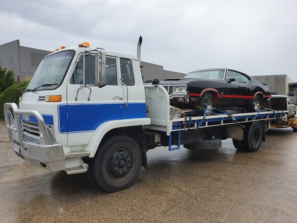 blue line towing | 2 Bunker St, Kangaroo Flat VIC 3555, Australia | Phone: 0448 903 851