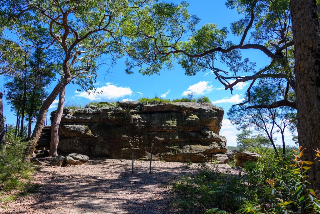 The Rock Lookout | tourist attraction | 2745/504 Fairlight Rd, Mulgoa NSW 2745, Australia | 0247327777 OR +61 2 4732 7777