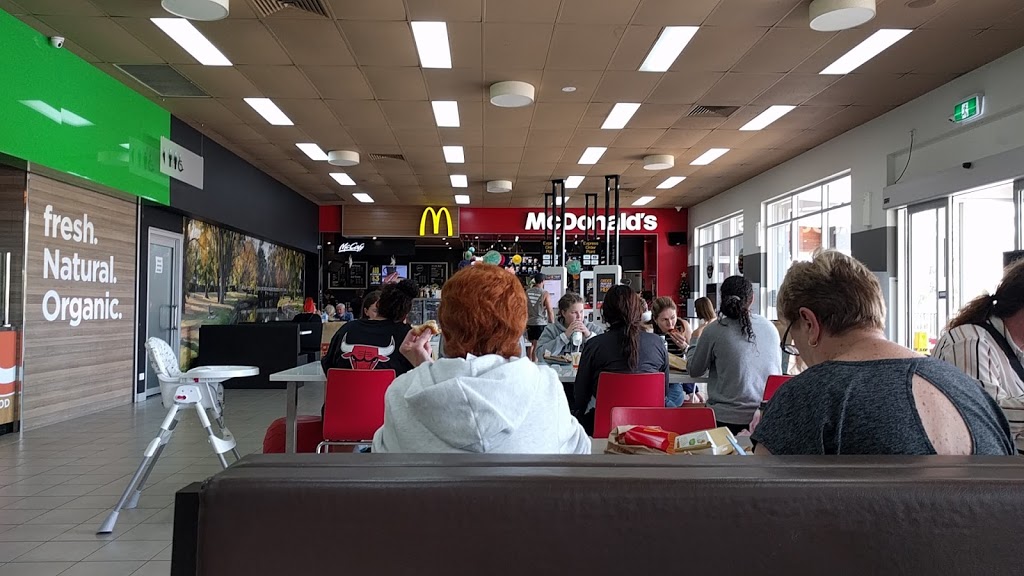 McDonalds Euroa | cafe | Euroa Service Centre, Hume Fwy, Euroa VIC 3666, Australia | 0357951185 OR +61 3 5795 1185