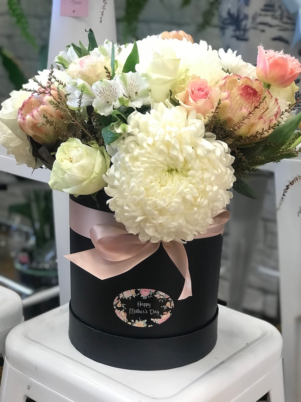 That Pretty Market - Florist Flower delivery 7 days & Gifts | florist | Shop 3 G02 Capri on Via, aroma, 15 Via Roma, Surfers Paradise QLD 4217, Australia | 0755610462 OR +61 7 5561 0462
