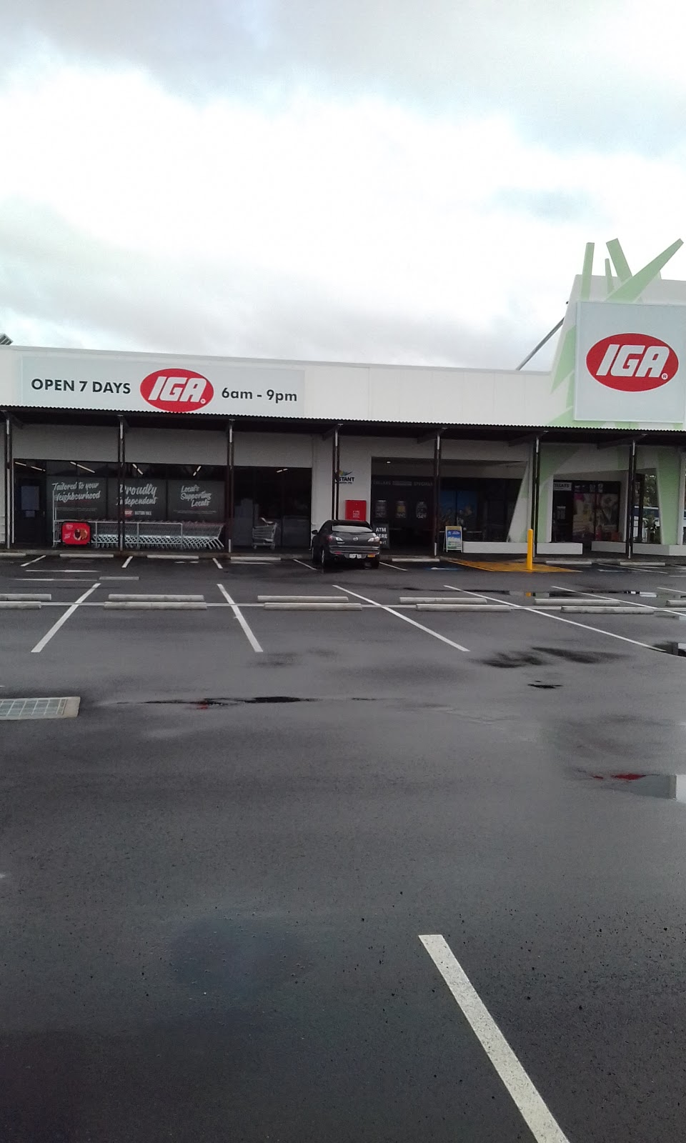 IGA Hatton Vale | store | 1 Fairway Dr, Hatton Vale QLD 4341, Australia | 0753147818 OR +61 7 5314 7818