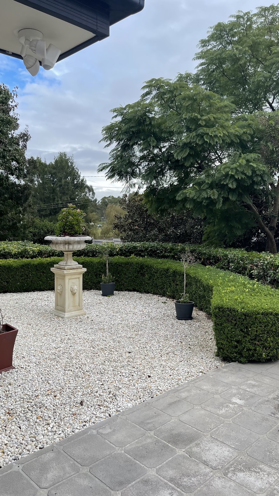 Hunter Holidays | 14 Valley View Pl, Nulkaba NSW 2325, Australia | Phone: 0402 768 103
