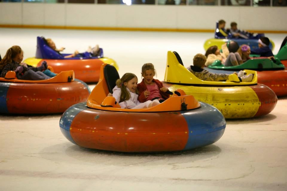 Xtreme Ice Arena | 15 Chesterfield Rd, Mirrabooka WA 6061, Australia | Phone: (08) 9344 4400