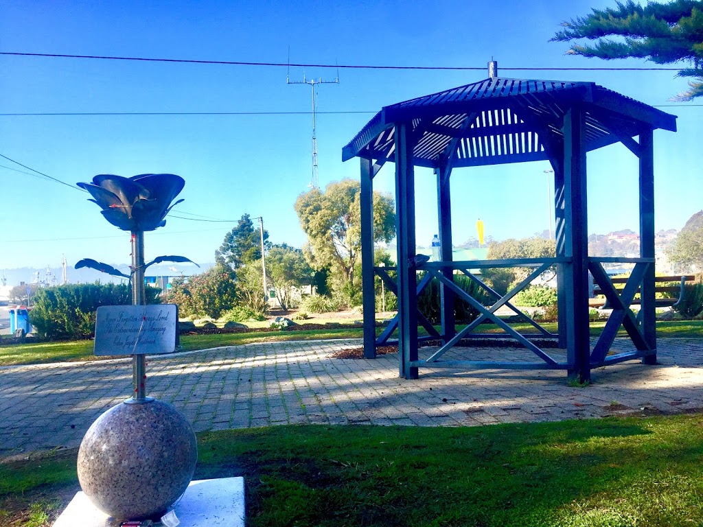 Eden Jayde Westbrooks Stainless Steel Rose Memorial | park | St Helens TAS 7216, Australia | 0497284148 OR +61 497 284 148