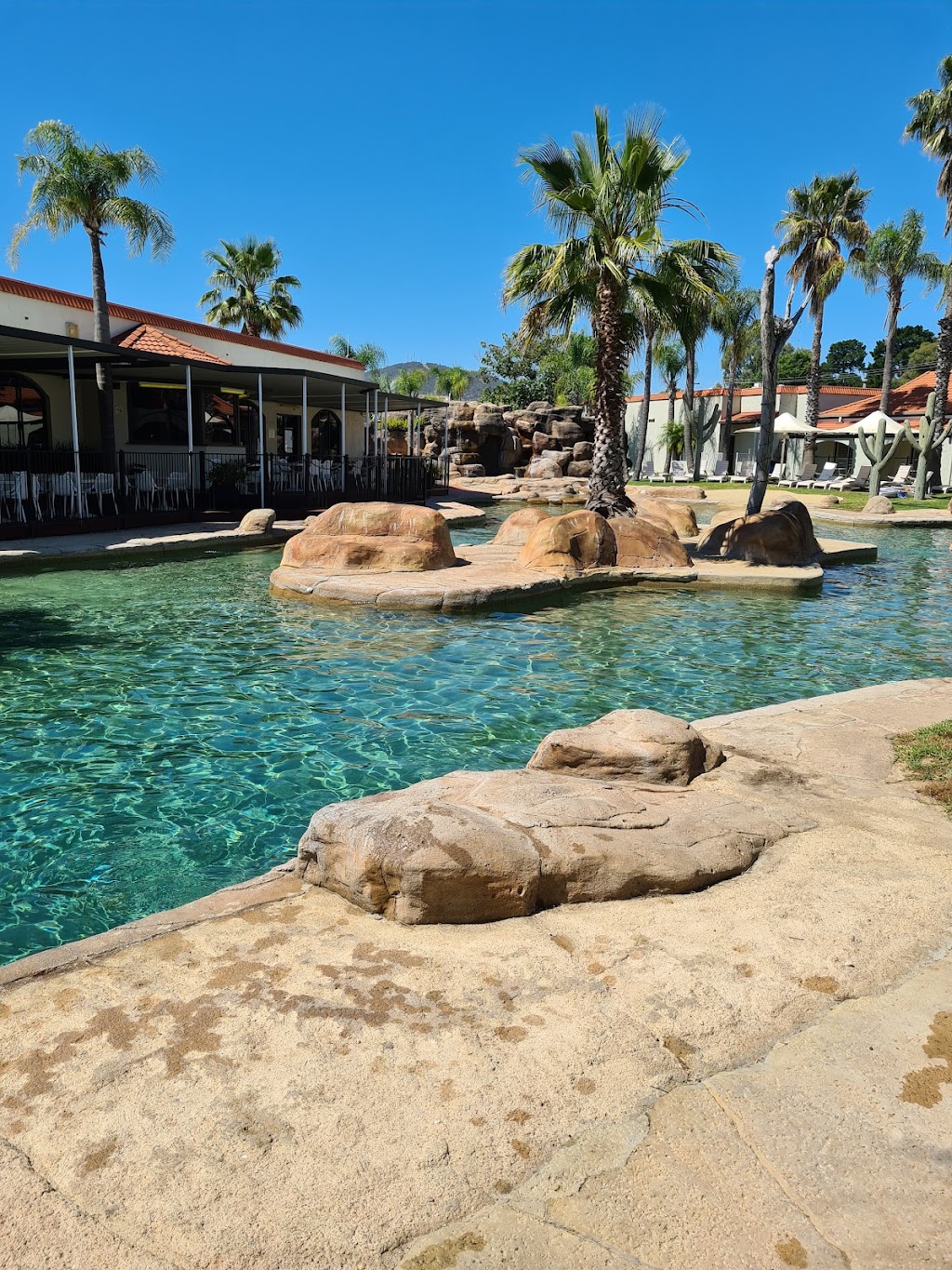 Quality Resort Siesta | lodging | 416 Wagga Rd, Lavington NSW 2641, Australia | 0260254555 OR +61 2 6025 4555