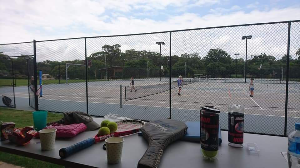 Russell Island Social Tennis Players | 2-50 Union St, Russell Island QLD 4184, Australia | Phone: 0421 329 903