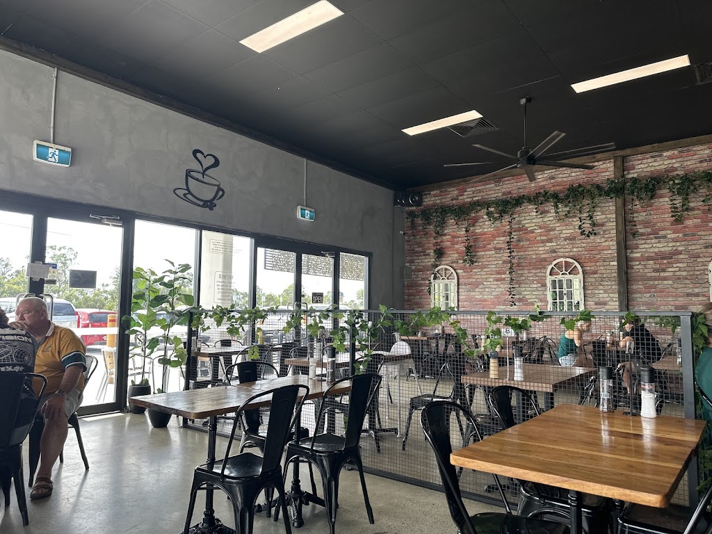 Brewed On Cuthbert | 61-67 Cuthbert Dr, Yatala QLD 4207, Australia | Phone: (07) 3382 7186