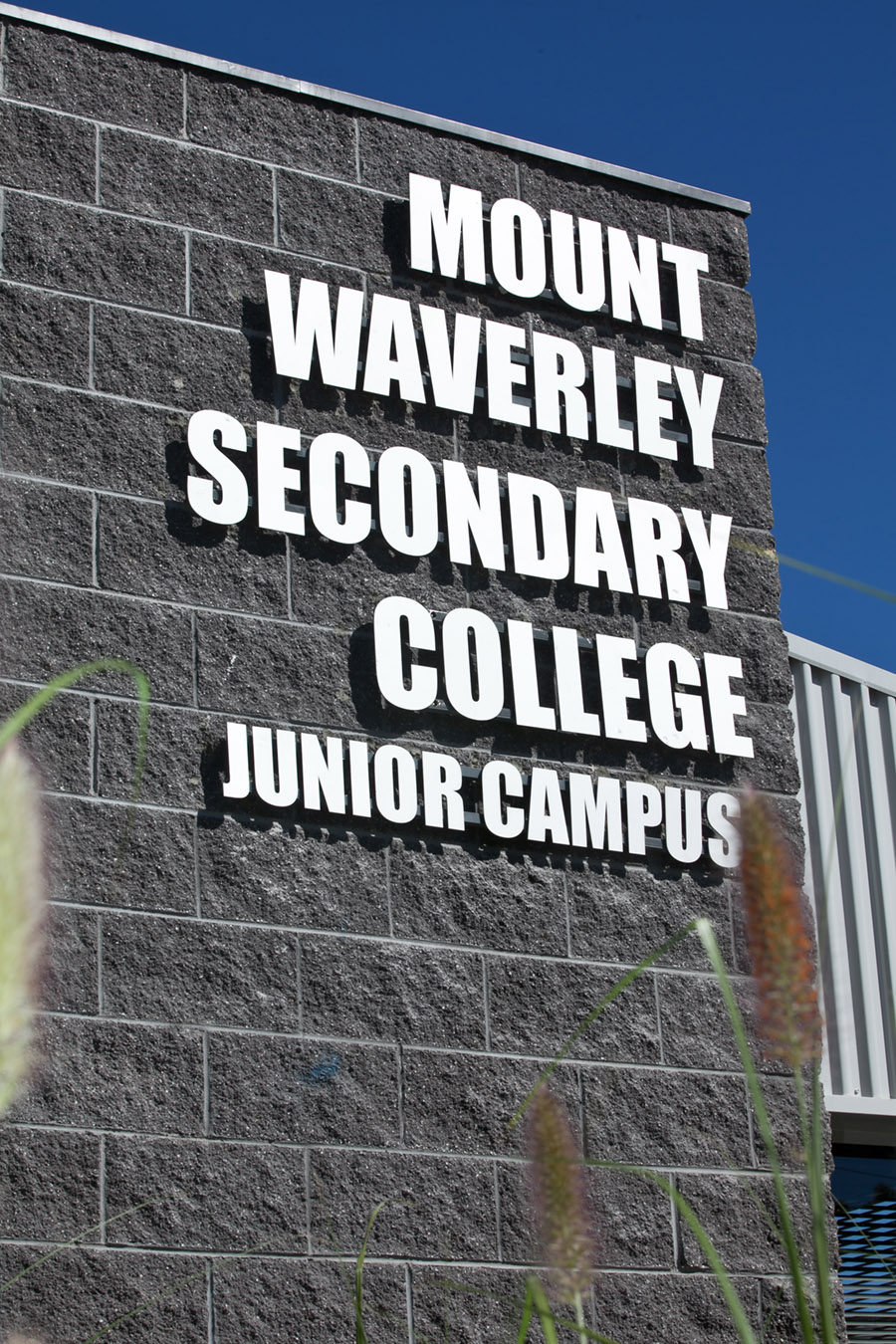 Mount Waverley Secondary College Junior Campus | school | 145 Stephensons Rd, Mount Waverley VIC 3149, Australia | 0398879290 OR +61 3 9887 9290