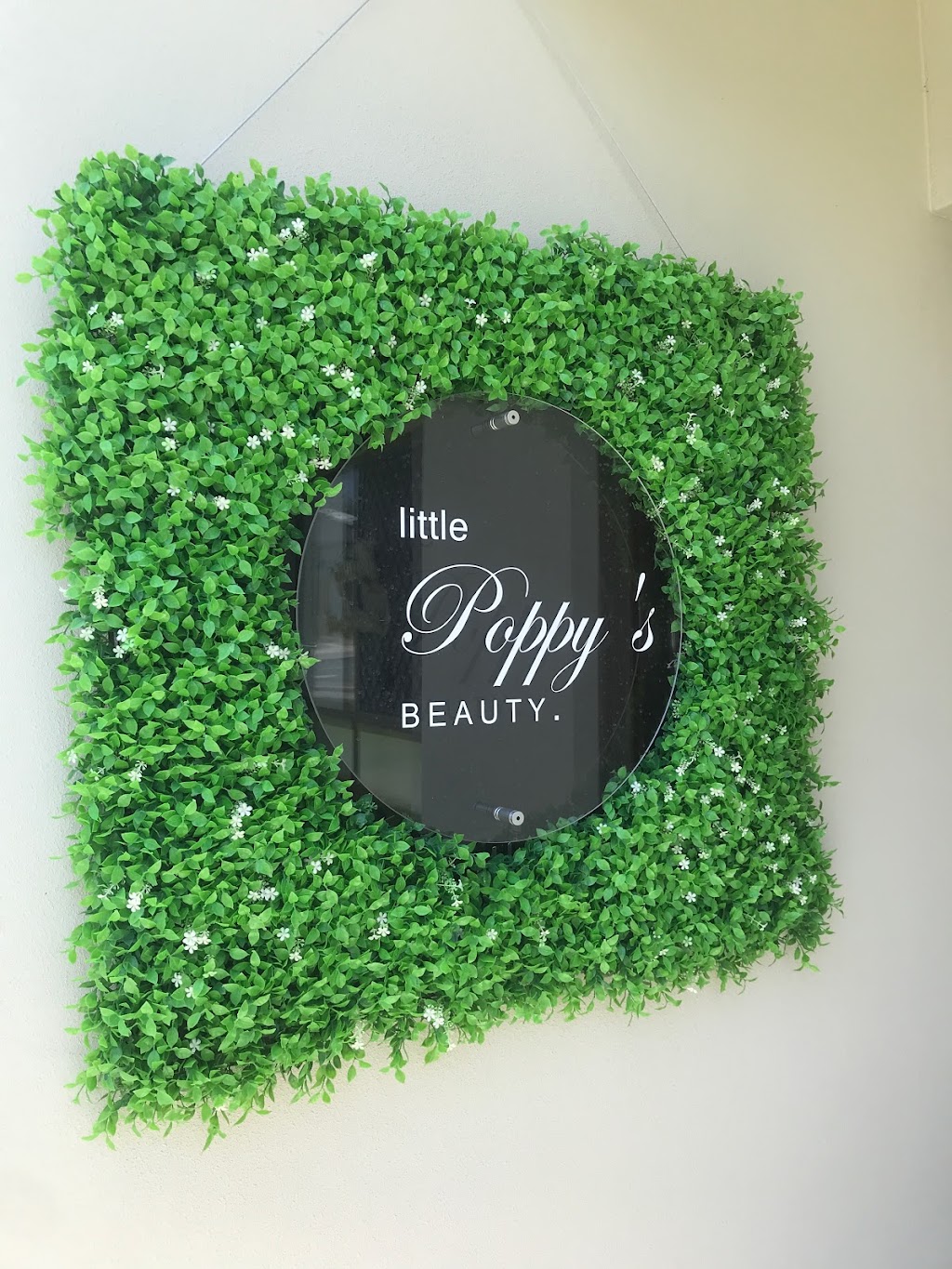 Little Poppys Beauty | 1/7 Frogmouth St, Upper Coomera QLD 4209, Australia | Phone: 0468 936 827