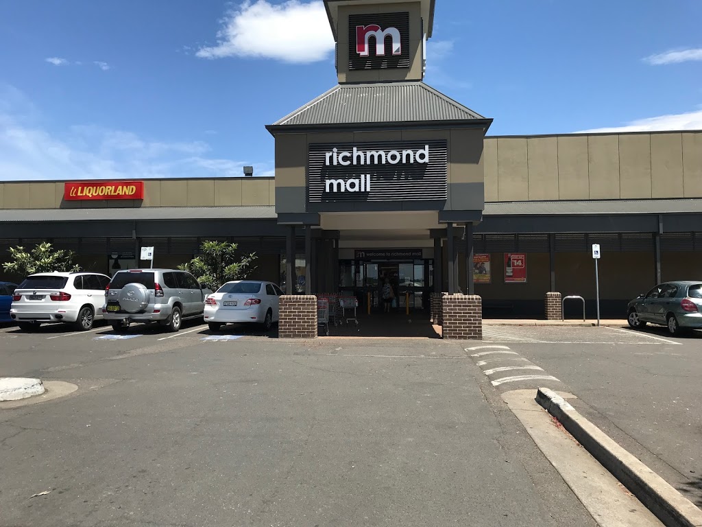 Richmond Mall | shopping mall | 271 Windsor St, Richmond NSW 2753, Australia | 0242831133 OR +61 2 4283 1133
