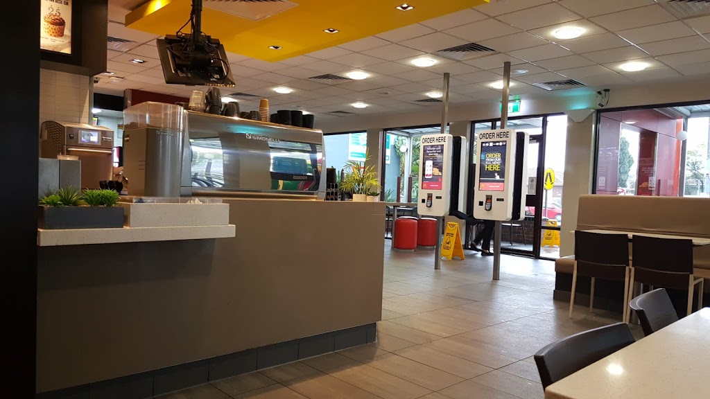 McDonalds Brunswick East | Albion St, Brunswick East VIC 3057, Australia | Phone: (03) 9386 5640