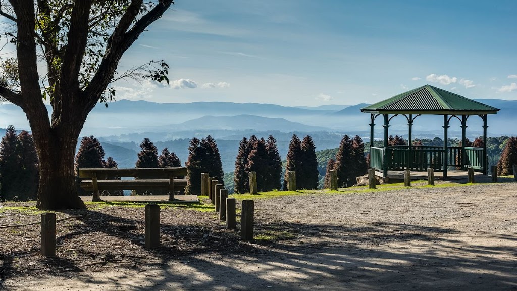 Woolrich Lookout | park | 10 Chalet Rd, Olinda VIC 3788, Australia | 97587522 OR +61 97587522