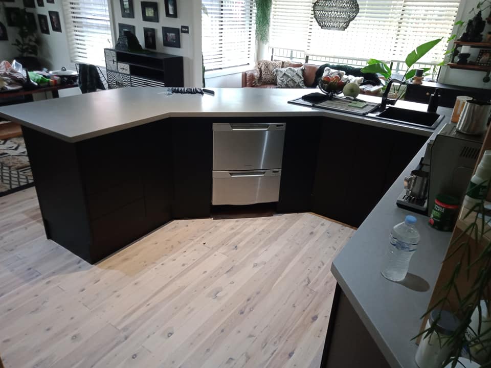 AQ Resurfacing - Kitchen Resurfacing & Bathroom Resurfacing | Appin NSW 2560, Australia | Phone: 0410 822 424