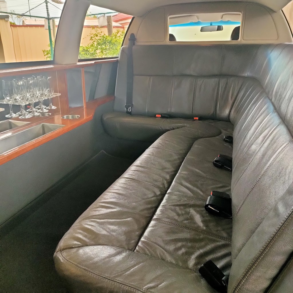 NEWCASTLE CHAUFFEUR SERVICES | 19 Hamilton St, Hamilton North NSW 2292, Australia | Phone: 0492 188 432