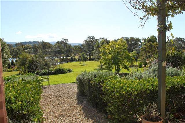 Berry Beach Holiday Cottage | 10 Coolaroo Pl, Berry NSW 2535, Australia | Phone: (02) 4464 1793