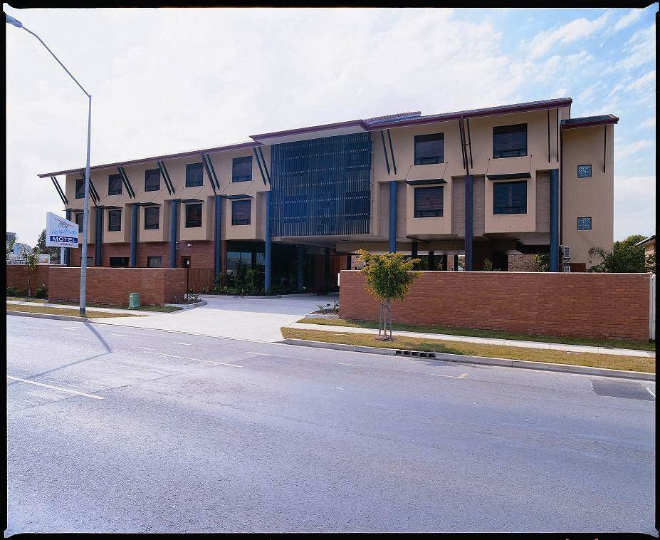 Kingsford Smith Motel | lodging | 610 Kingsford Smith Dr, Hamilton QLD 4007, Australia | 0738684444 OR +61 7 3868 4444