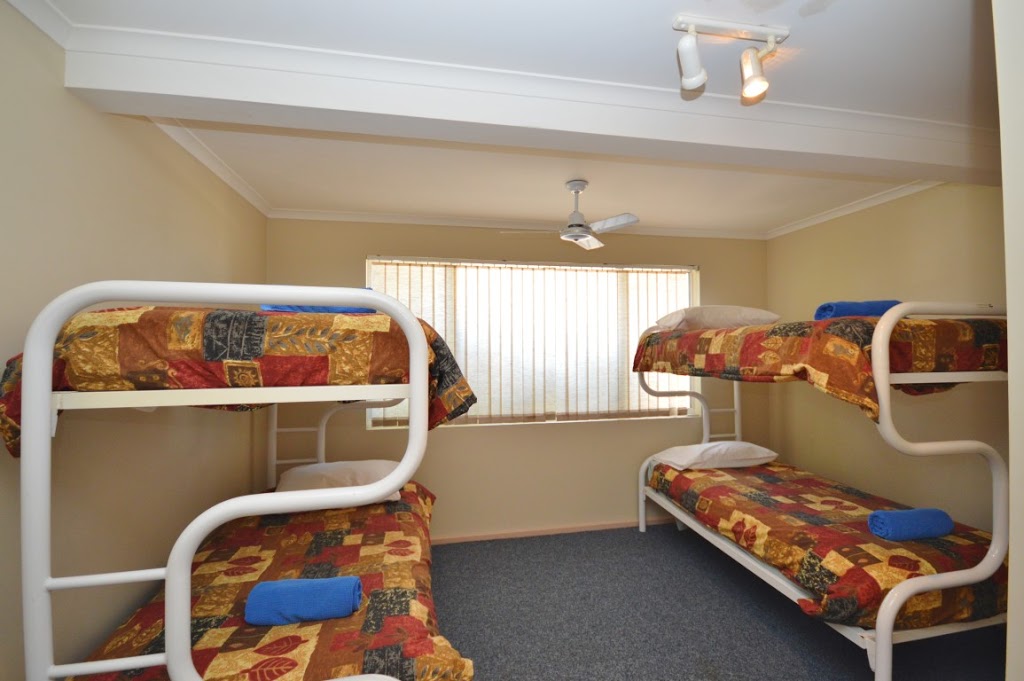 Lorraines Place | lodging | 130 Grey St, Kalbarri WA 6536, Australia | 0899370400 OR +61 8 9937 0400
