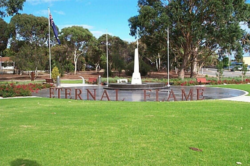 City of Onkaparinga Memorial Garden and War Memorial | park | Main S Rd & Flaxmill Rd, Morphett Vale SA 5162, Australia | 0883840666 OR +61 8 8384 0666