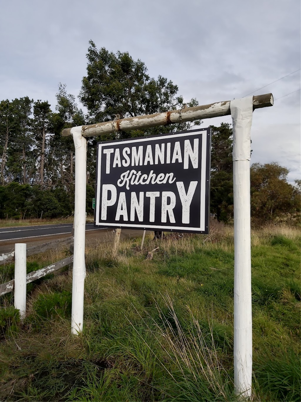 Tasmanian Kitchen Pantry | 505 Colebrook Rd, Campania TAS 7026, Australia | Phone: 0417 337 274