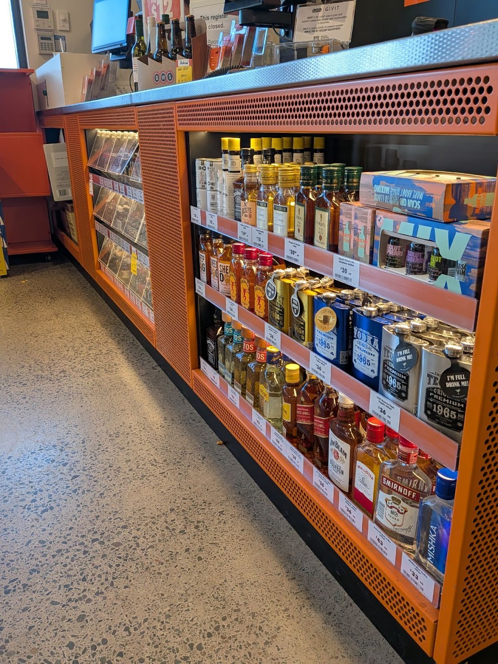 BWS Calderwood | 25 Escarpment Dr, Calderwood NSW 2527, Australia | Phone: (02) 4232 6411