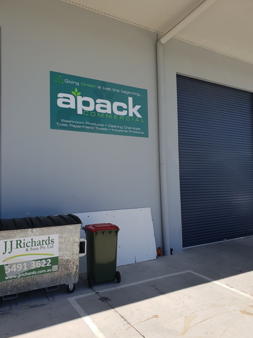 Apack Commercial | store | 1/10-12 Geo Hawkins Cres, Bells Creek QLD 4551, Australia | 0754380202 OR +61 7 5438 0202