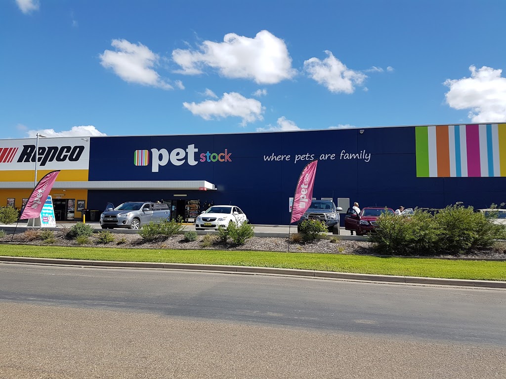 PETstock Tamworth | pet store | 101 Lockheed St, Taminda NSW 2340, Australia | 0267625403 OR +61 2 6762 5403