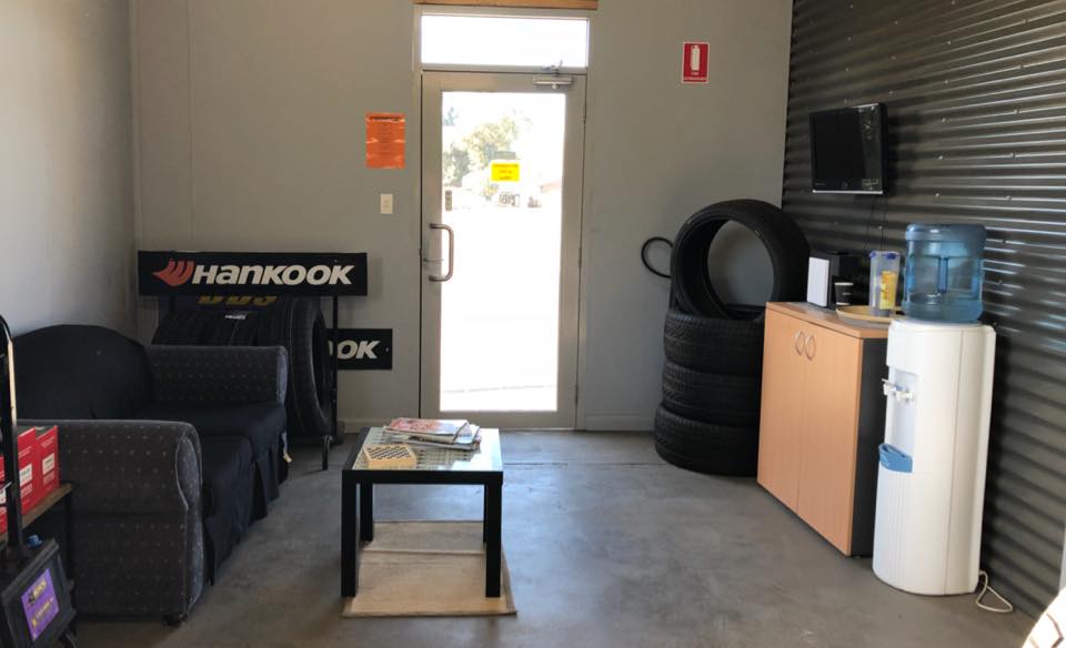 D & R TYRES | 5 Park St, Crookwell NSW 2583, Australia | Phone: (02) 4832 1998