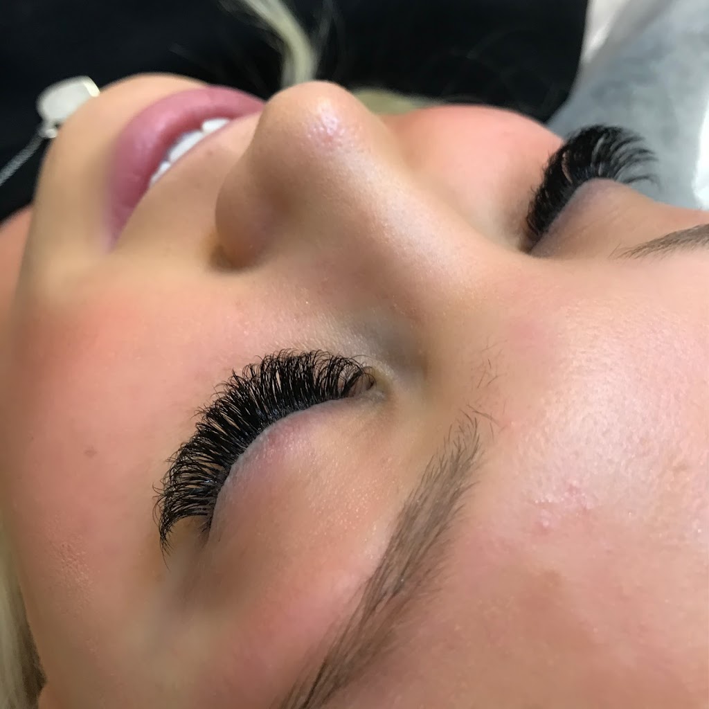 Lash N Beauty Studio | 6 Bingham Rise, Lynbrook VIC 3975, Australia | Phone: 0434 529 872