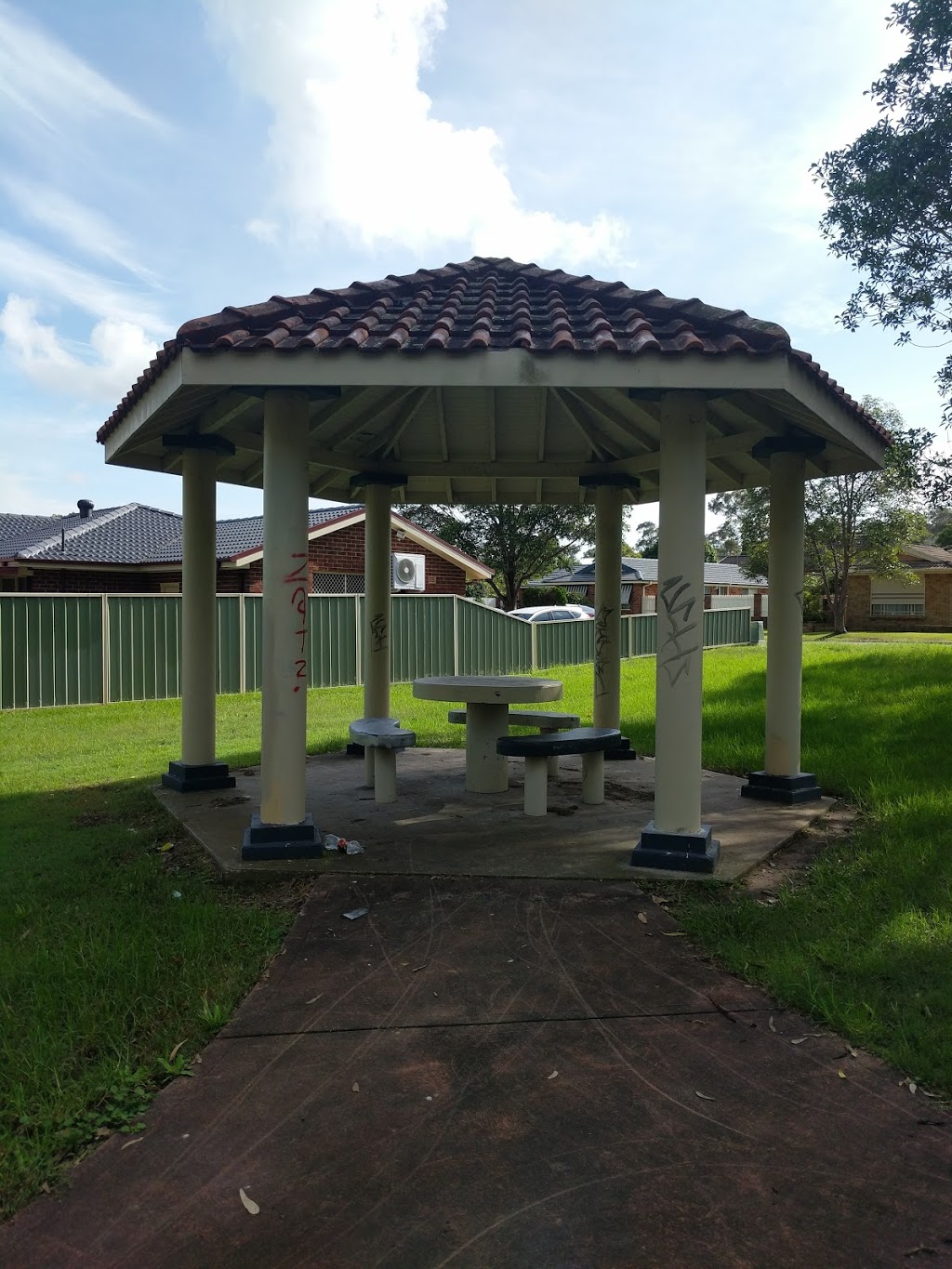 Walker Park | park | 65 Heritage Dr, Kanwal NSW 2259, Australia