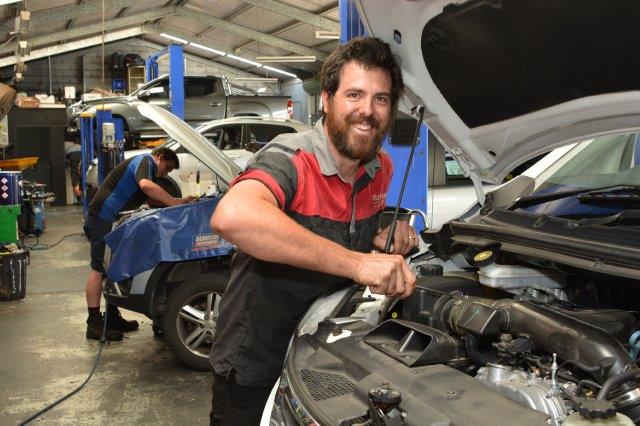 Starkey LDV Service & Warranty | car repair | 62 Beach St, Kippa-Ring QLD 4021, Australia | 0732832972 OR +61 7 3283 2972