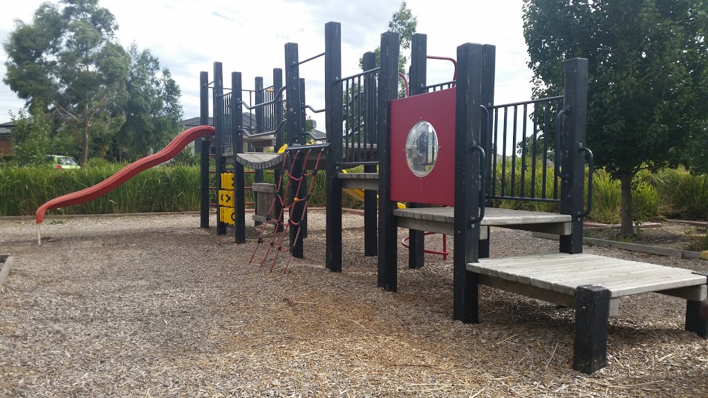 Edenbrook Wetlands and Playground | park | Edenbrook Circuit, Pakenham VIC 3810, Australia