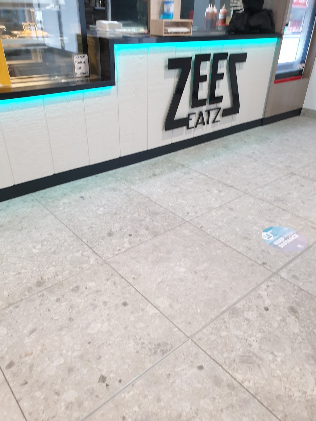 Zeez eatz | restaurant | Terrace Central, Raymond Terrace NSW 2324, Australia