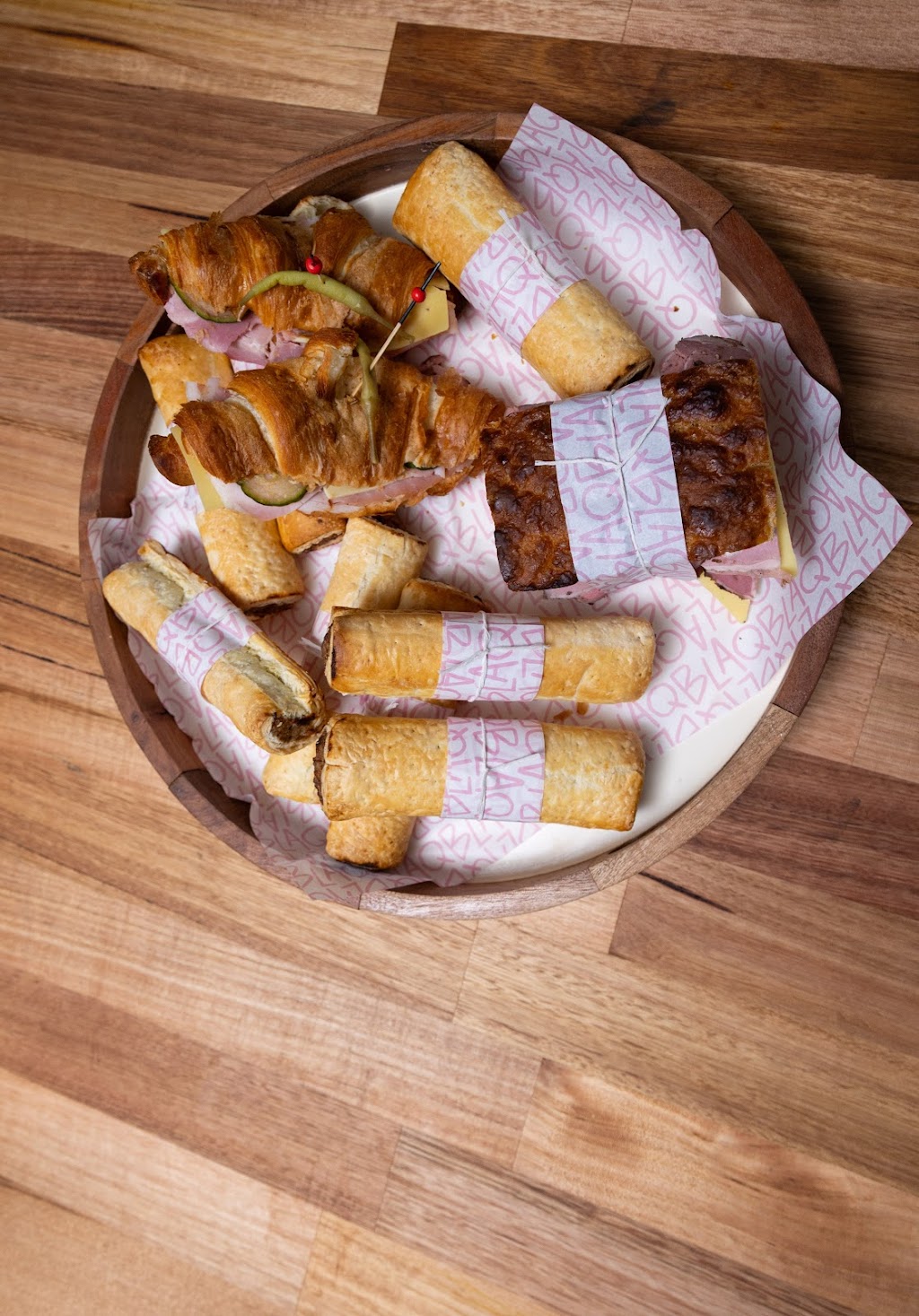 The Pantry by Kyah | 13-17 Brightlands Ave, Blackheath NSW 2785, Australia | Phone: (02) 4787 8108