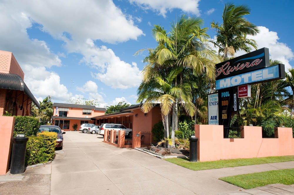 Riviera Motel | lodging | 240 Bourbong St, Bundaberg West QLD 4670, Australia | 0741522700 OR +61 7 4152 2700
