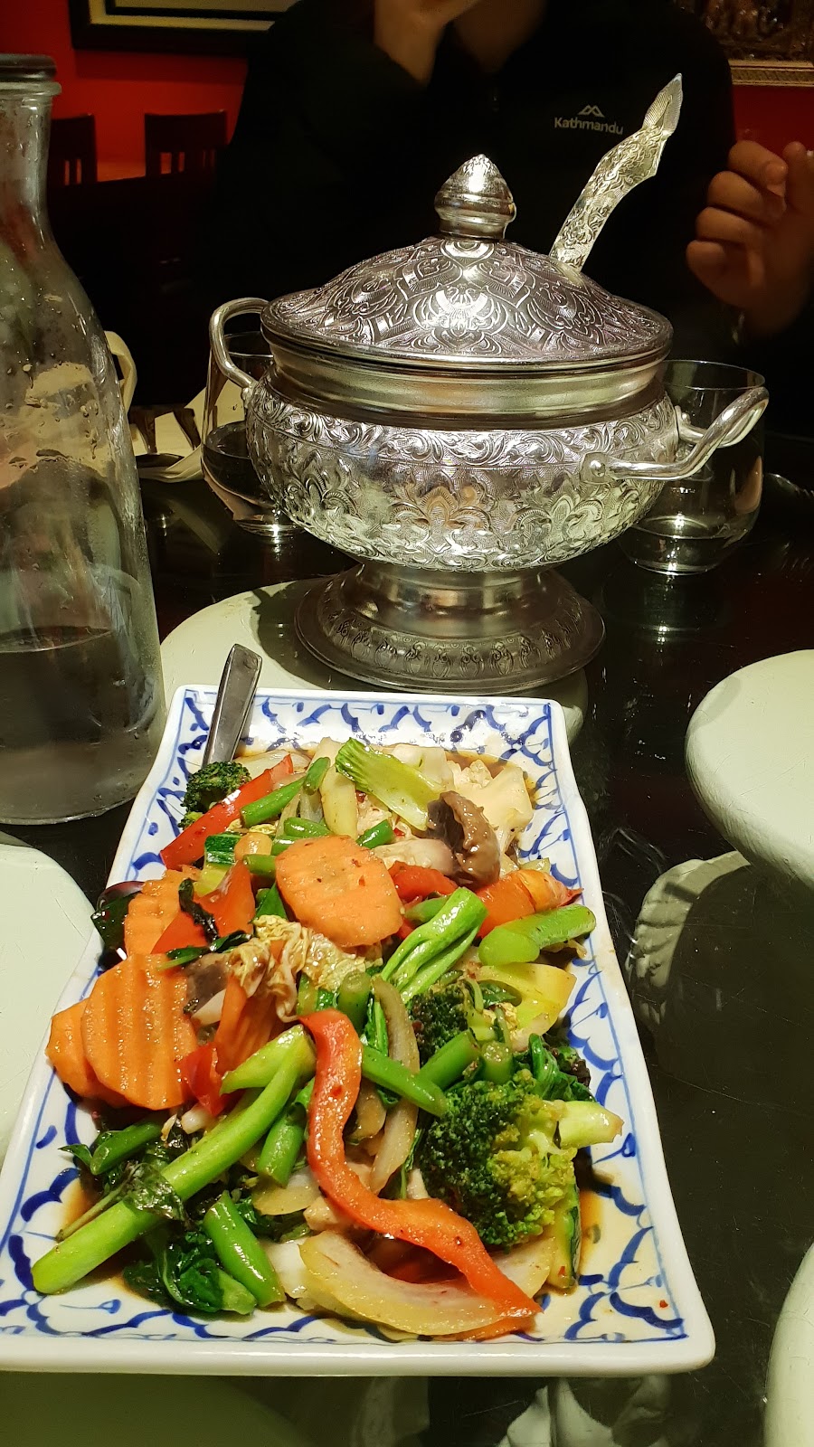 Tulip Thai Restaurant and Bar | restaurant | 6/10 Old Princes Highway, Beaconsfield VIC 3807, Australia | 0397070091 OR +61 3 9707 0091