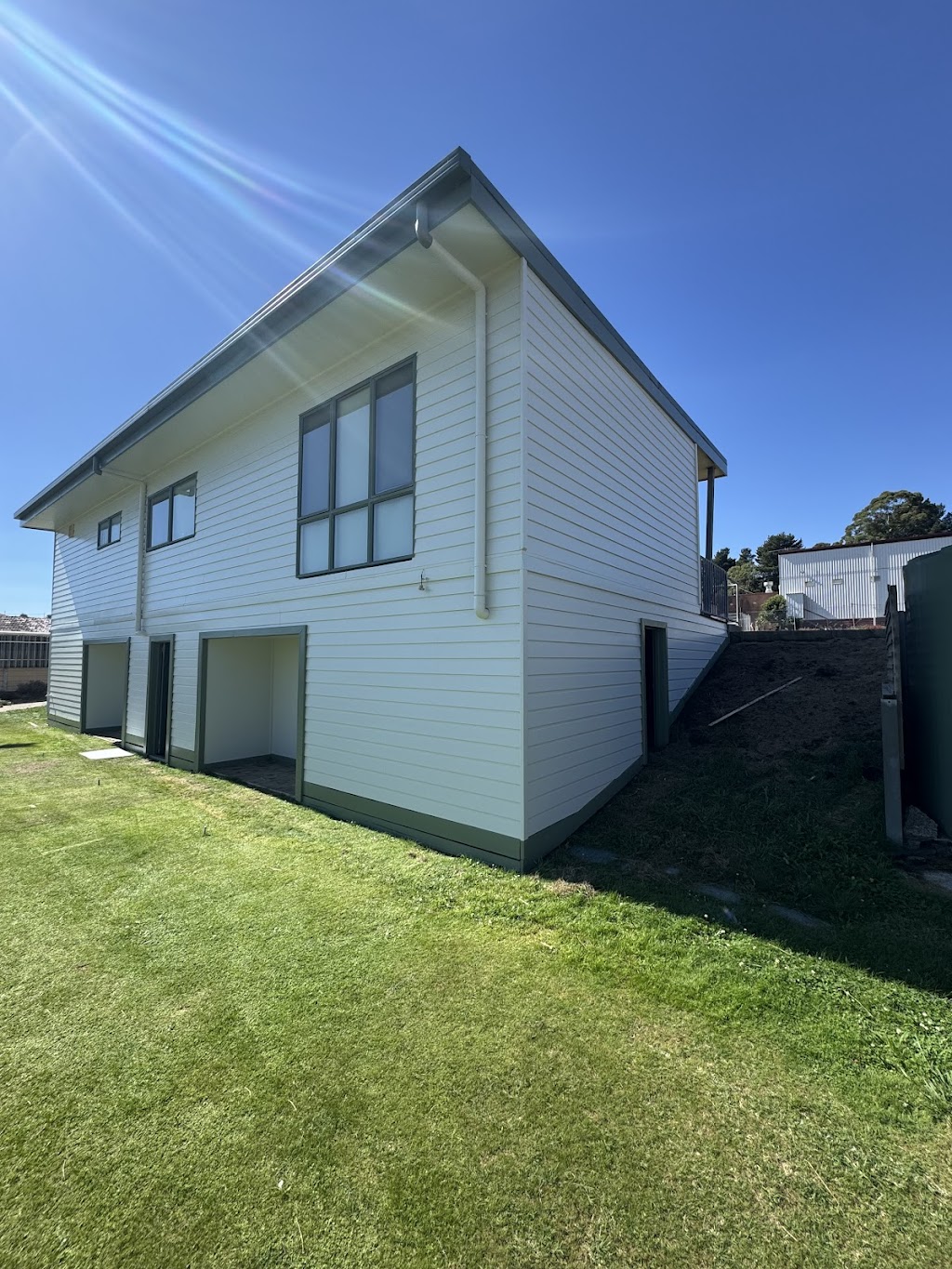 Nicholas Painting & Decorating | 35 Inches Rd, Korumburra VIC 3950, Australia | Phone: 0401 797 539