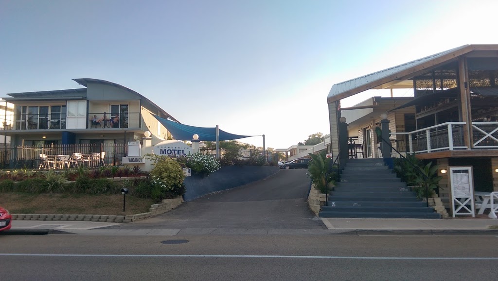 Shoredrive Motel | 117 The Strand, North Ward QLD 4810, Australia | Phone: (07) 4771 6851