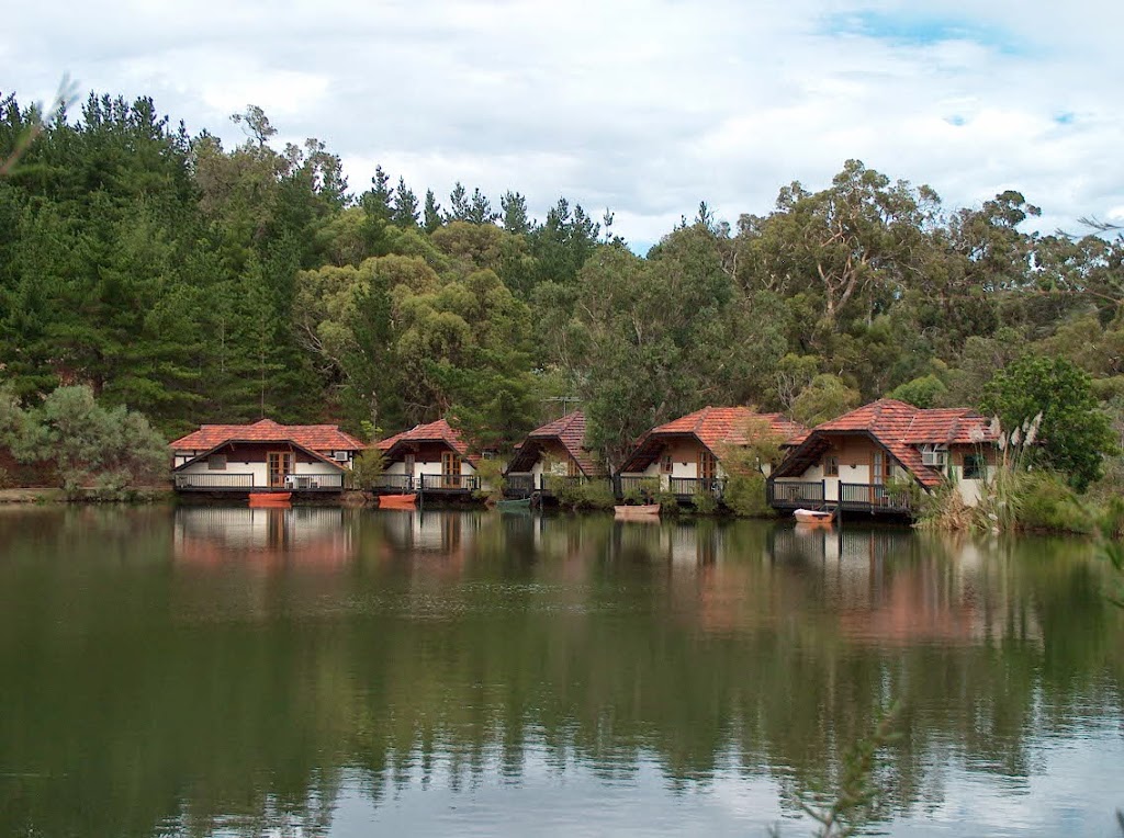 Lakeside Country Resort | campground | 50 Canns Rd, Perth WA 6112, Australia